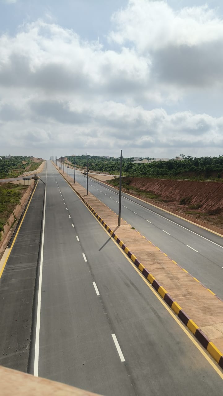Ibadan area — Road and surrounding land